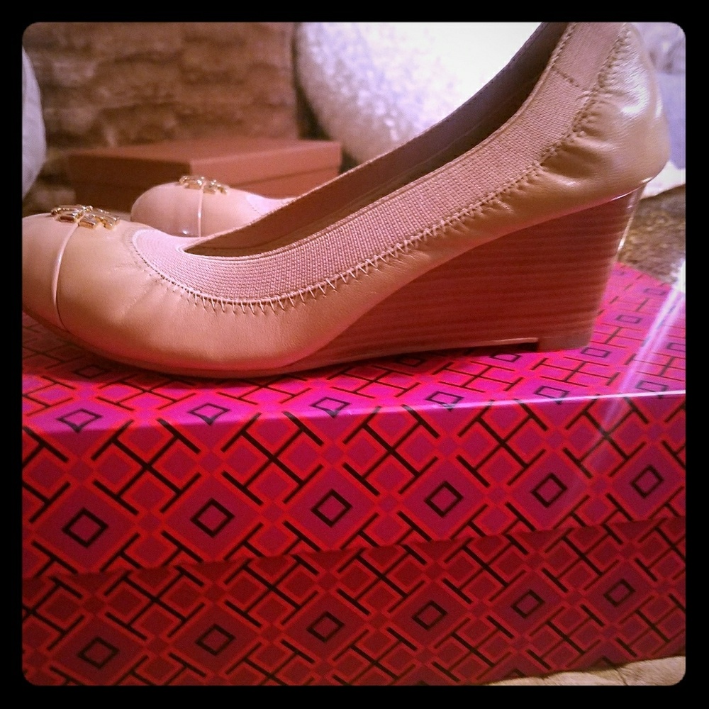 Brand New Tory Burch Nappa Wedge